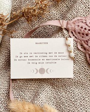 bh hangertje maansteen 3