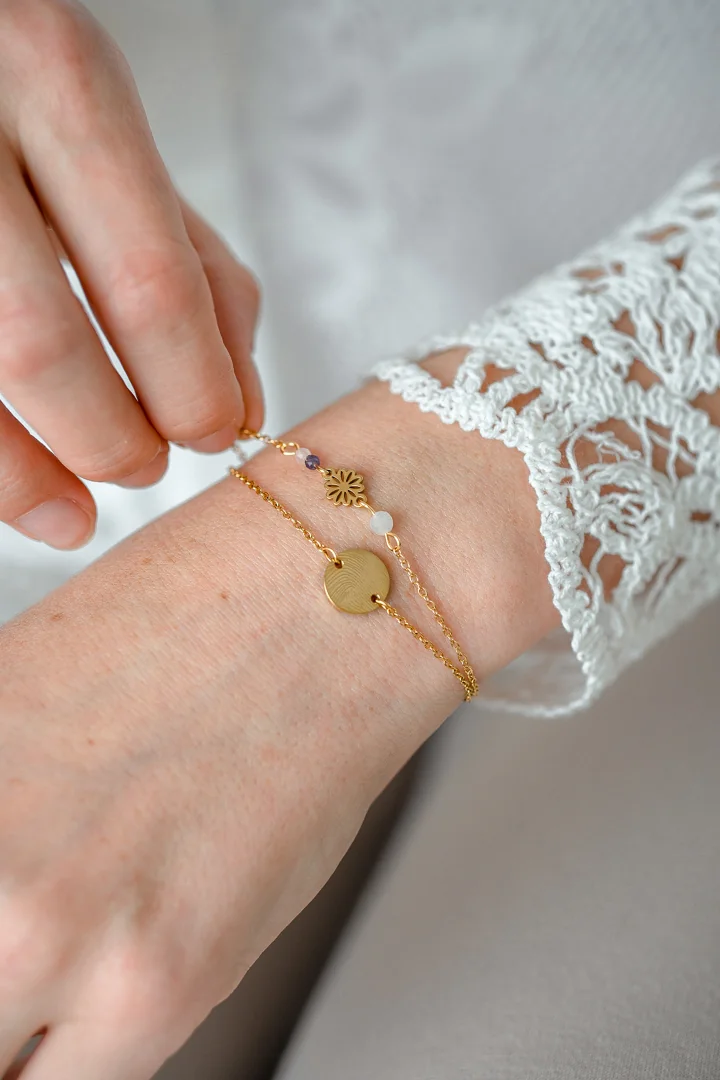 armbandje edelsteen bloemetje